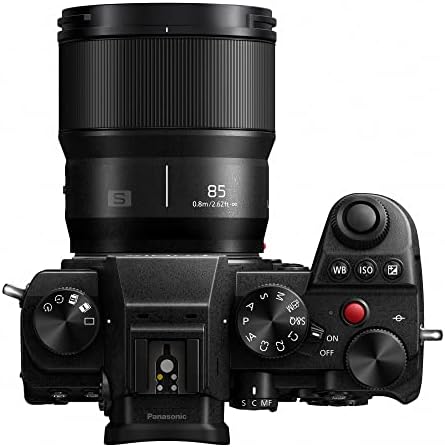 Panasonic Lumix S 85mm f/1.8 Lens - Exceptional Portrait Lens for Stunning Imagery - Image 9